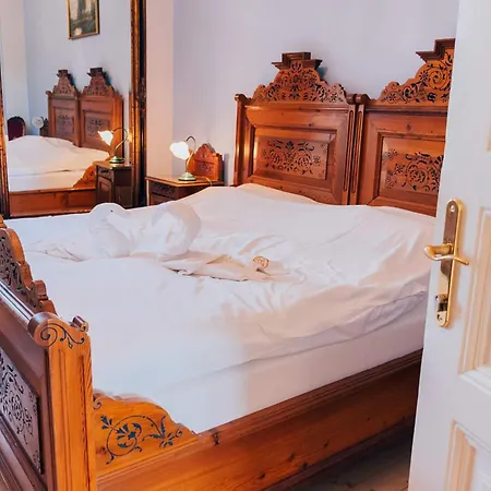 Szent Gaál Kastély Villa