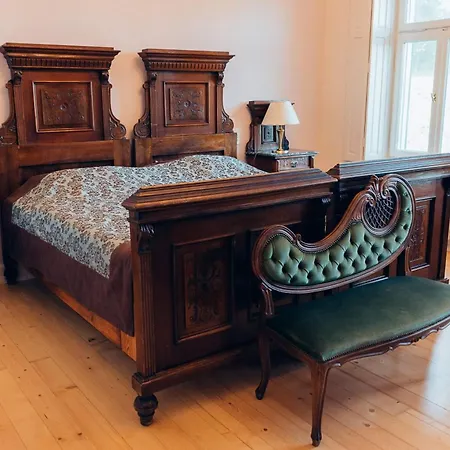 Szent Gaál Kastély *